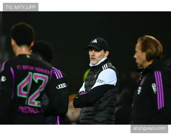 拜仁更衣室矛盾传闻持续增加，对球队关键阶段表现稳定性形成影响